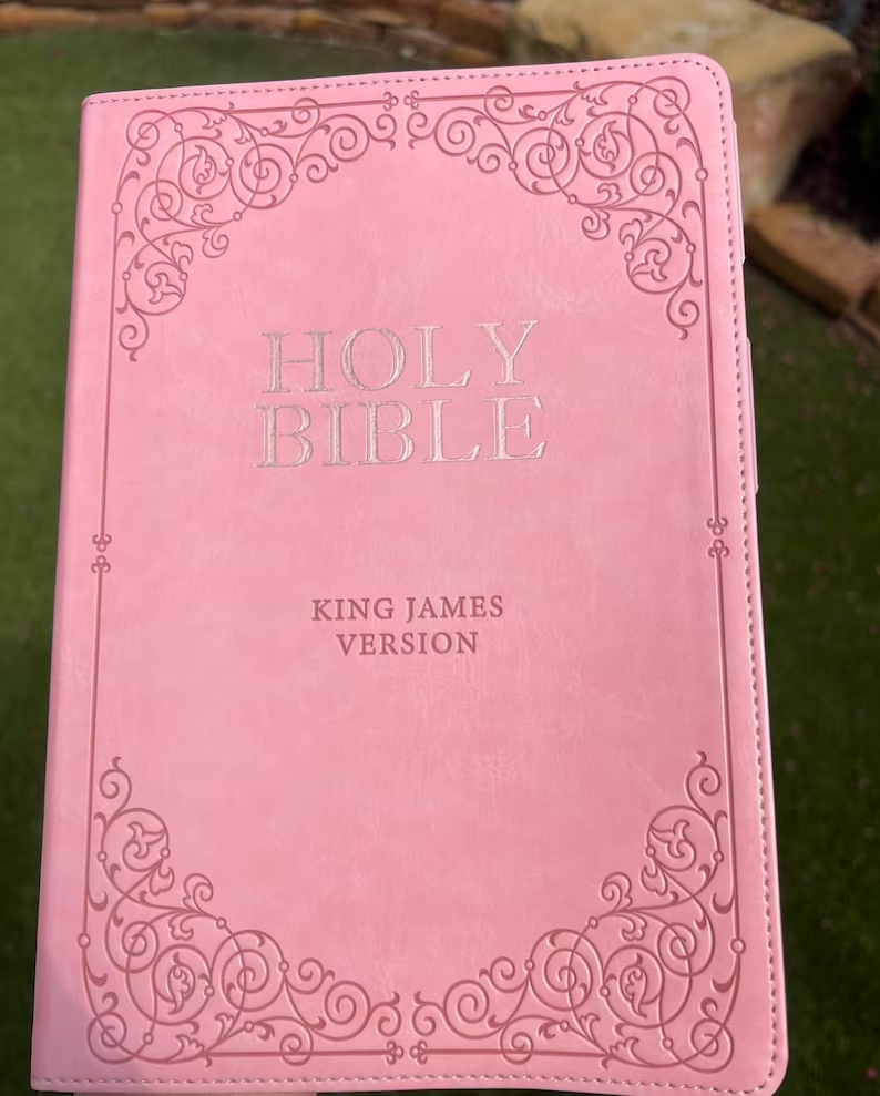 KJV Bible - Giant Print Full-Size Pink Faux Leather